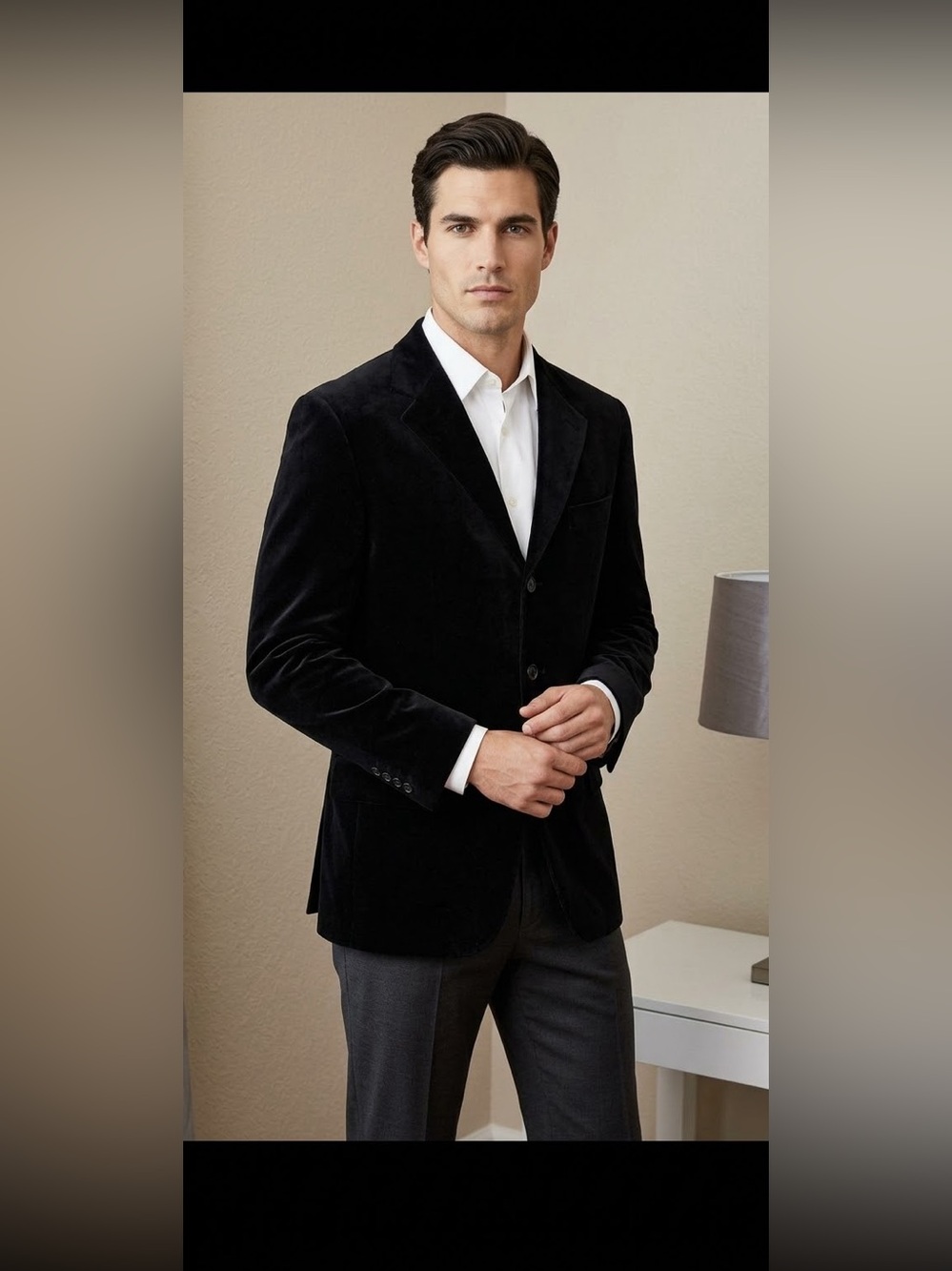 Banana Republic Men’s Black Long sleeves Velvet Blazer Size L/Long